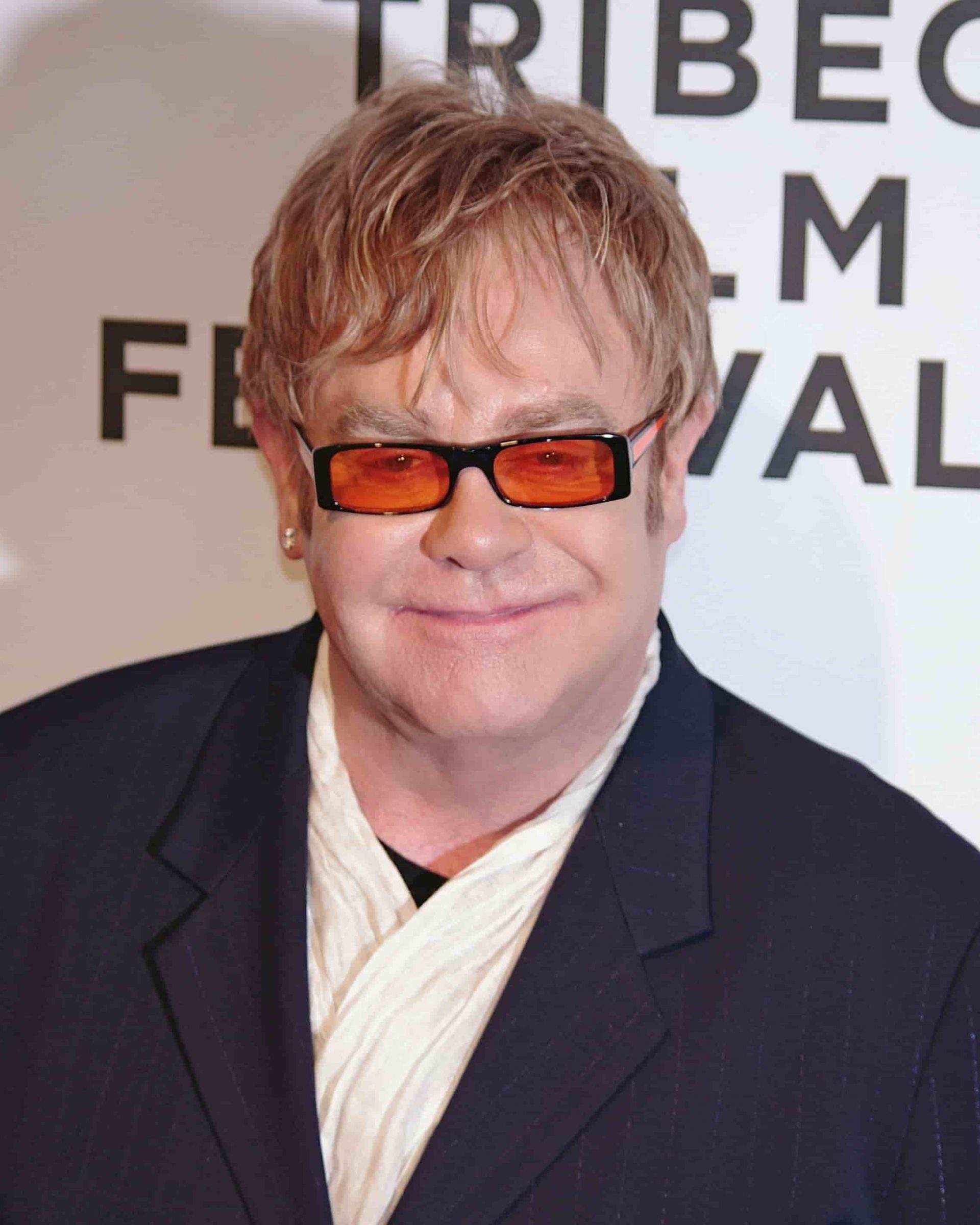 Elton John Celebrates Going 29 Years Sober