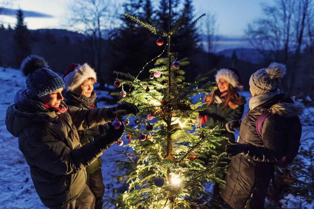 10 Ways to Enjoy Your First Sober Christmas