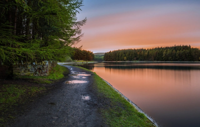 Alcohol Rehab Bolton - an image of a lake located in the village of Entwistle, Edgworth in Bolton, Lancashire.