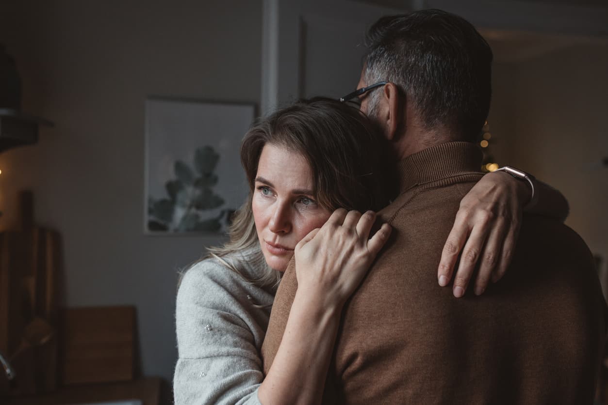 5 Signs Your Loved One is Hiding Addiction