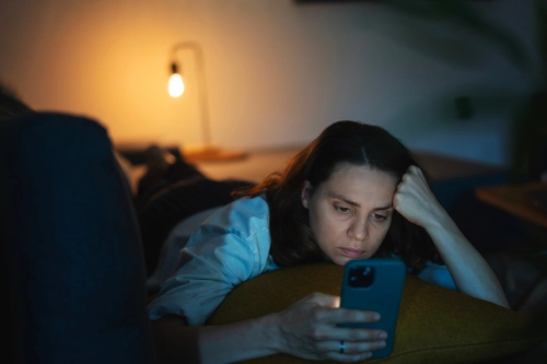 6 Signs You May Be Addicted To Social Media
