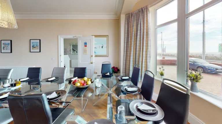 ocean recovery dining room